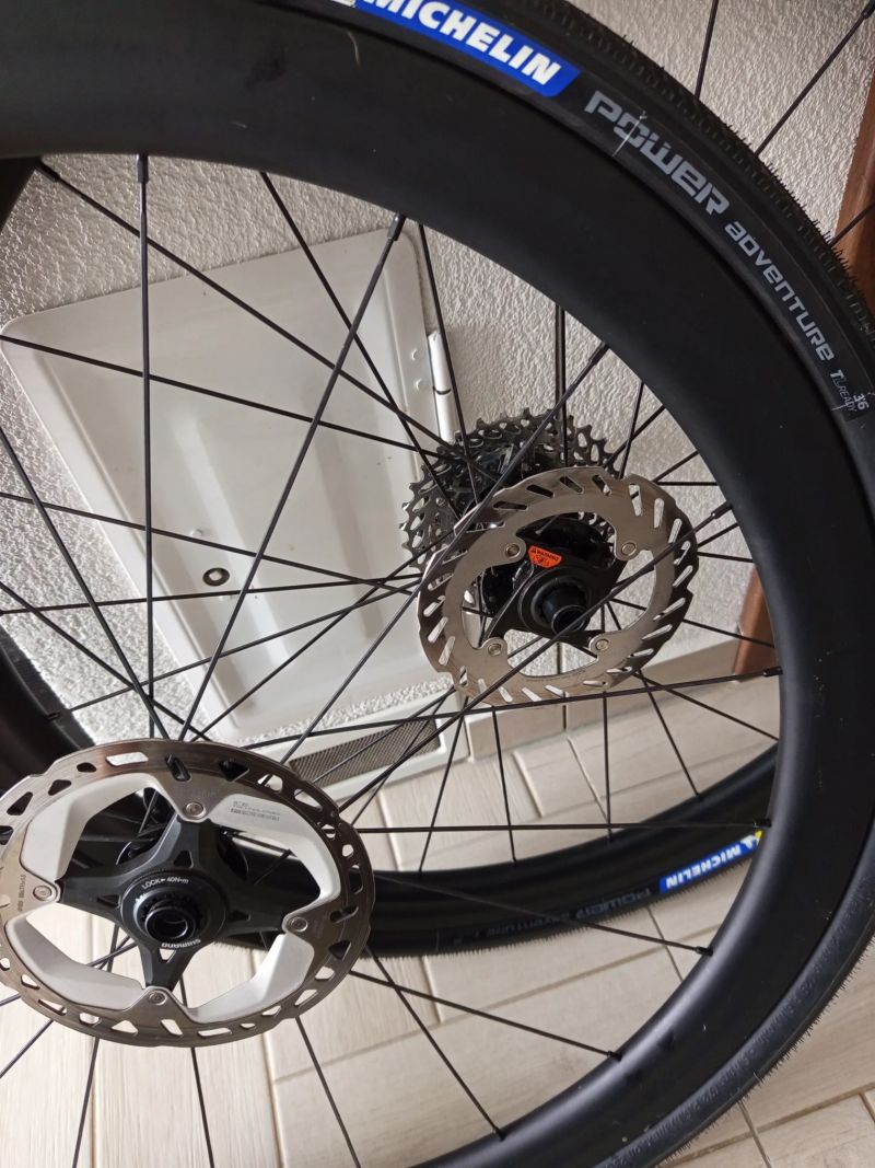 Karbonová kola Road/Gravel 