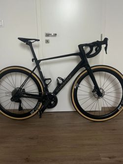 Superior X-ROAD GF Ultegra Di2 2025