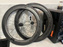 Scope R5 57mm Shimano ořech + Vittoria Corsa TLR