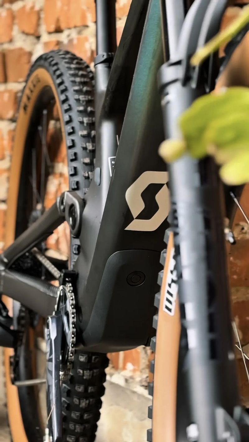 Scott Genius 910, "M" (nové, PC 199tis)