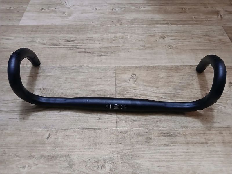 Silniční/gravel řídítka 