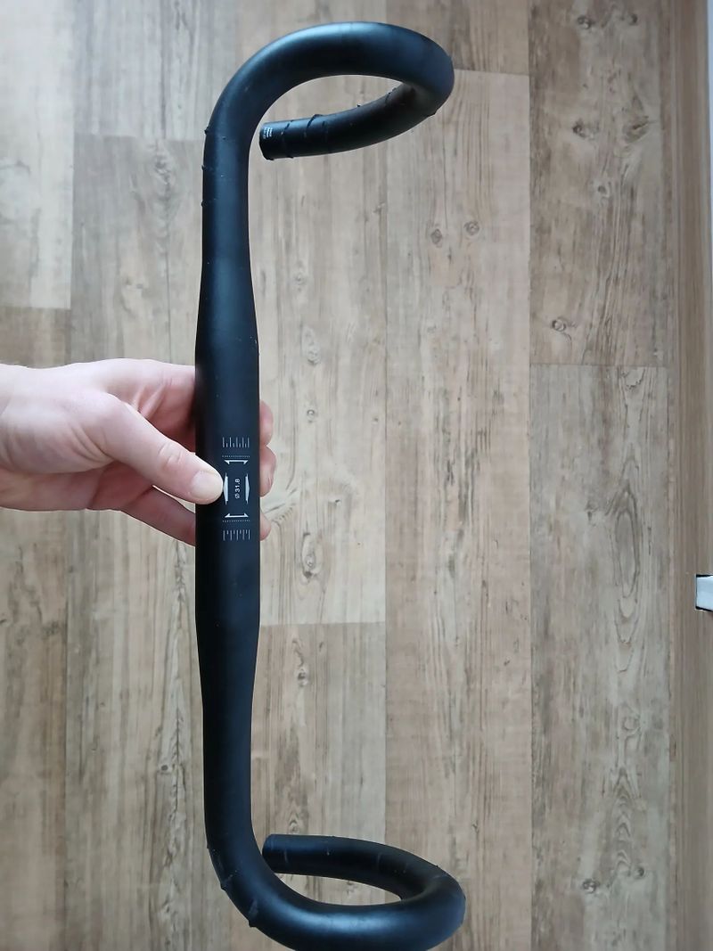 Silniční/gravel řídítka 