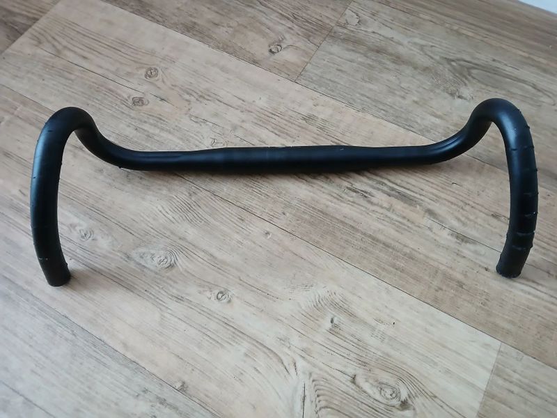 Silniční/gravel řídítka 