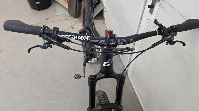 Ghost karbon/al ,xl,xt-xtr