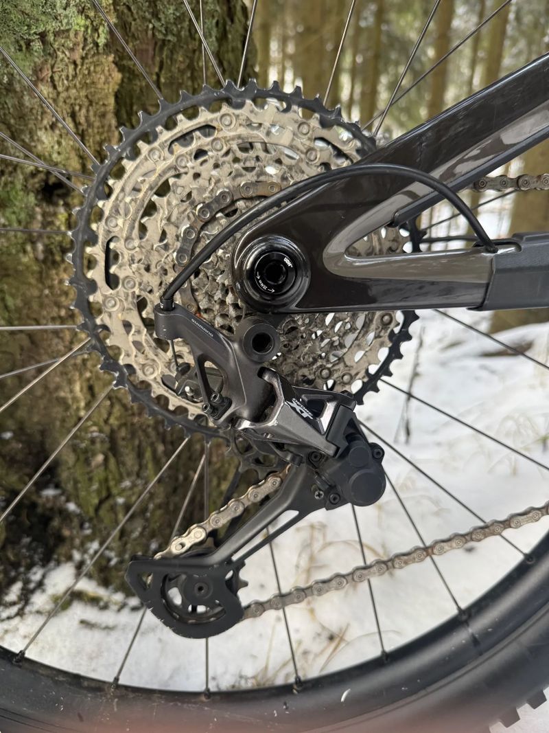 Ghost Riot AM CF FullParty , velikost L 