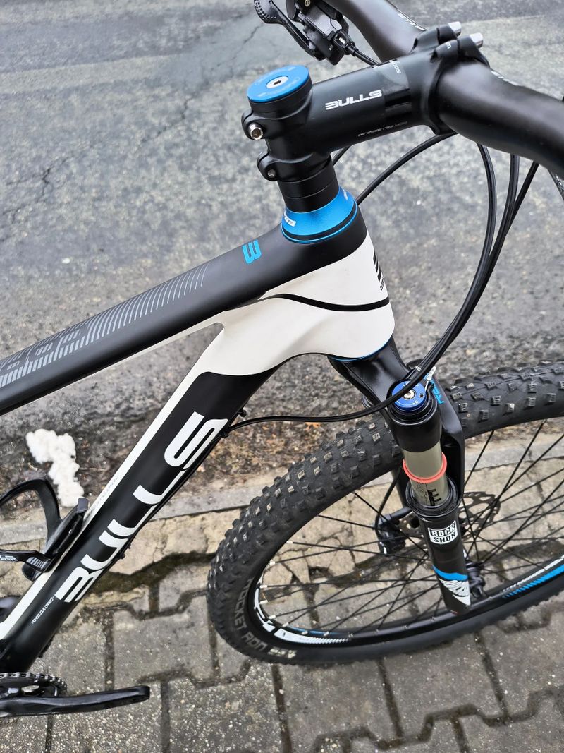 KARBONOVÉ HORSKÉ KOLO BULLS ,., SHIMANO XT