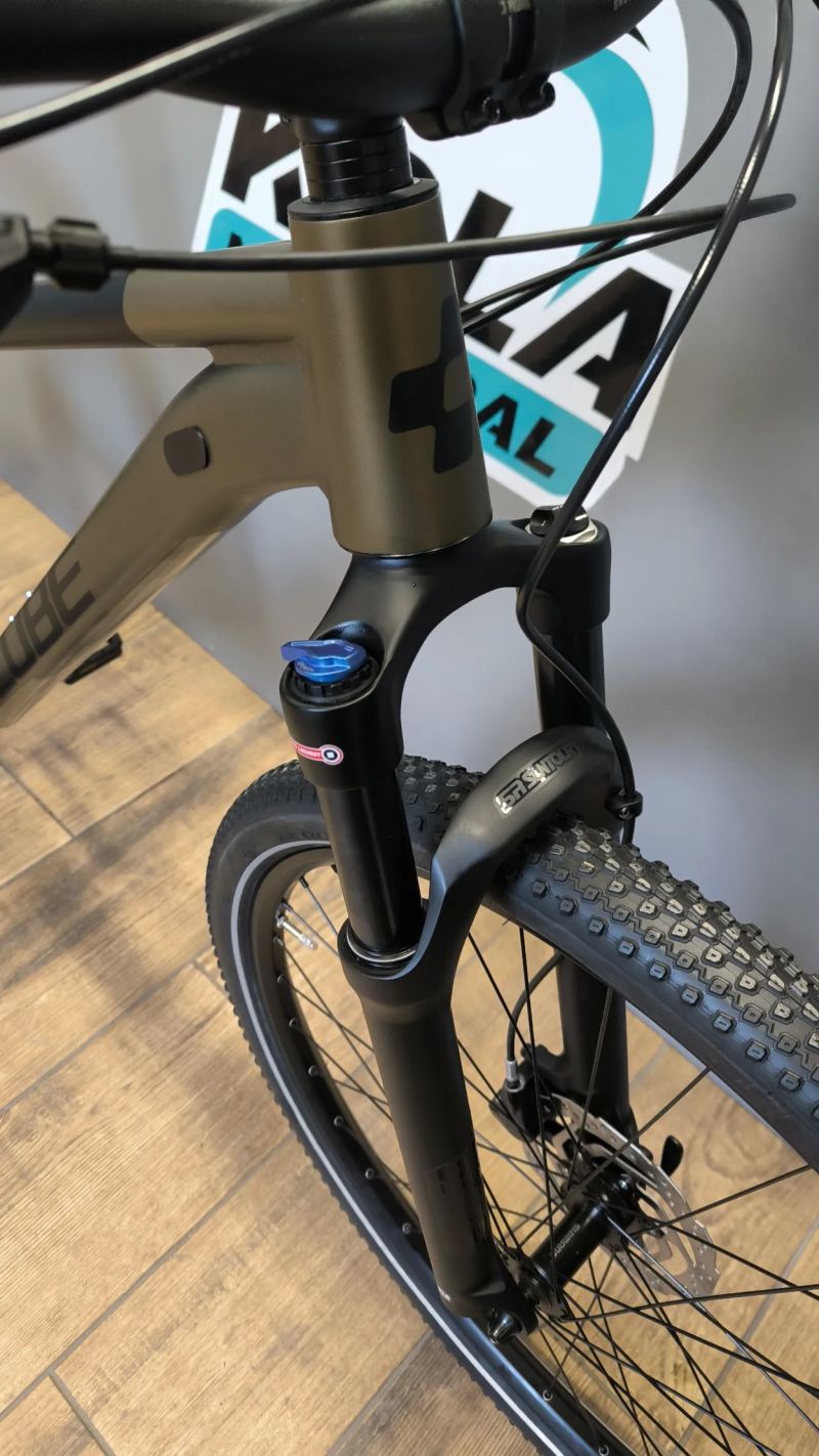 Cube Acid 27 1x11 kovově olivová S 2026 