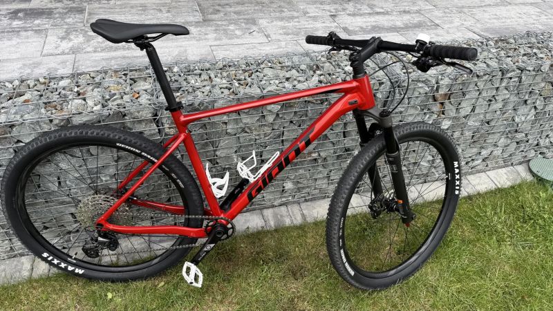 Giant XTC SLR 29 2 - velmi zachovalé, malý nájezd