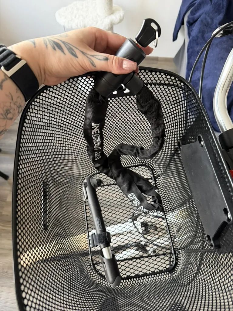 Dámské městské kolo Kola 28" SHIMANO Nexus s osvětlením, blatníky, zámky, košíkem V ZÁRUCE