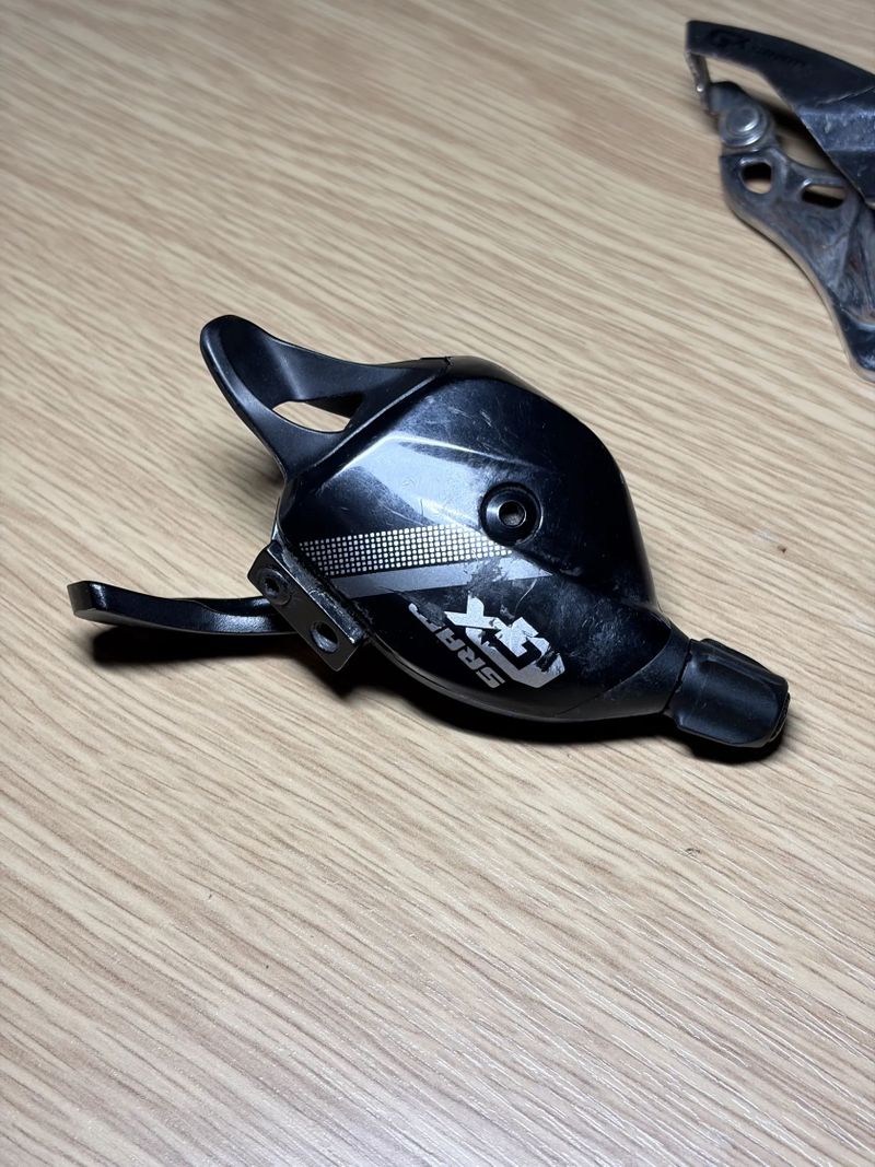 Sram GX, razení pro přesmykače 2 rychlosti, levá páčka