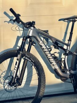 Specialized EPIC 8 PRO 2026