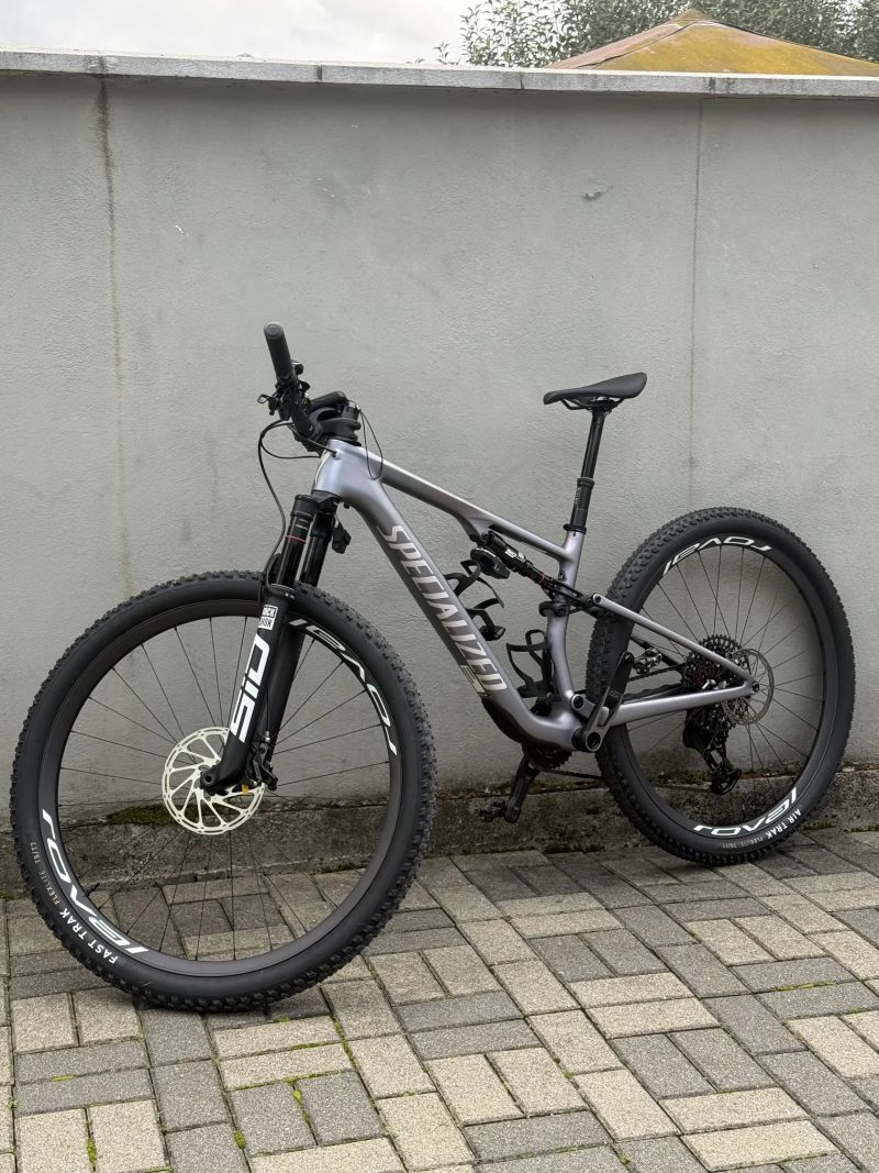 Specialized EPIC 8 PRO 2026