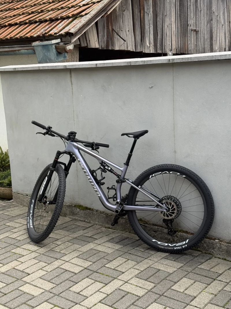 Specialized EPIC 8 PRO 2026