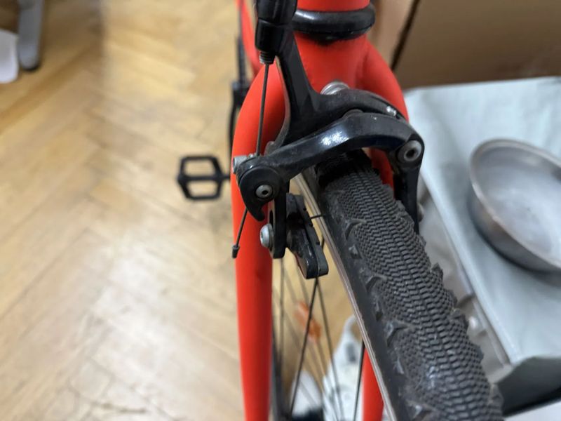 Elops Speed 500 – single speed / fixie, vel. L, 2× sada plášťů