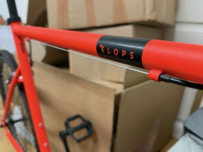Elops Speed 500 – single speed / fixie, vel. L, 2× sada plášťů