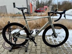 Gravel Van Rysel Riverside GCR, SRAM Force AXS, Karbonova kola Reynolds ATR, Vel. XL