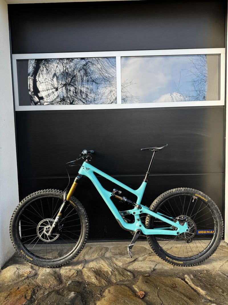 YT Industries Capra CORE 4