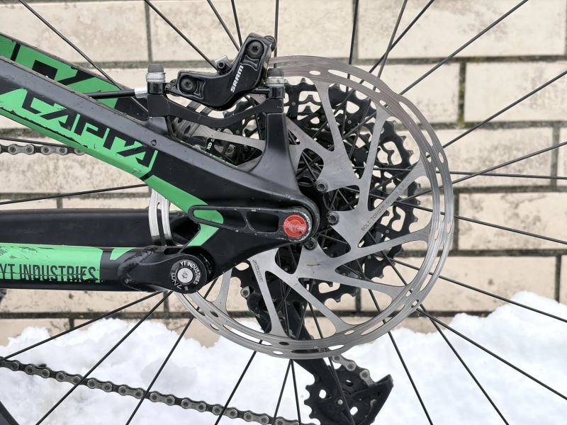 YT Industries Capra AL Comp 2, vel. L, roku 2016