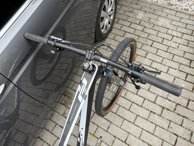 Ghost Lector World Cup, vel. M, model 2025, top výbava za 50 % ceny