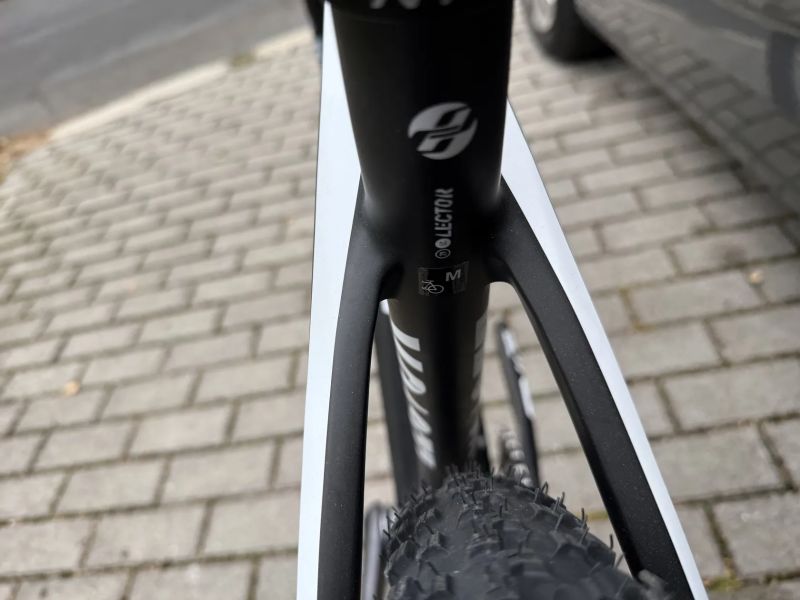 Ghost Lector World Cup, vel. M, model 2025, top výbava za 50 % ceny