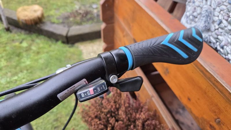 Dámské trekové kolo Leader Fox Daft vel. 17" postava 157-177cm jako NOVÉ nevyužité 