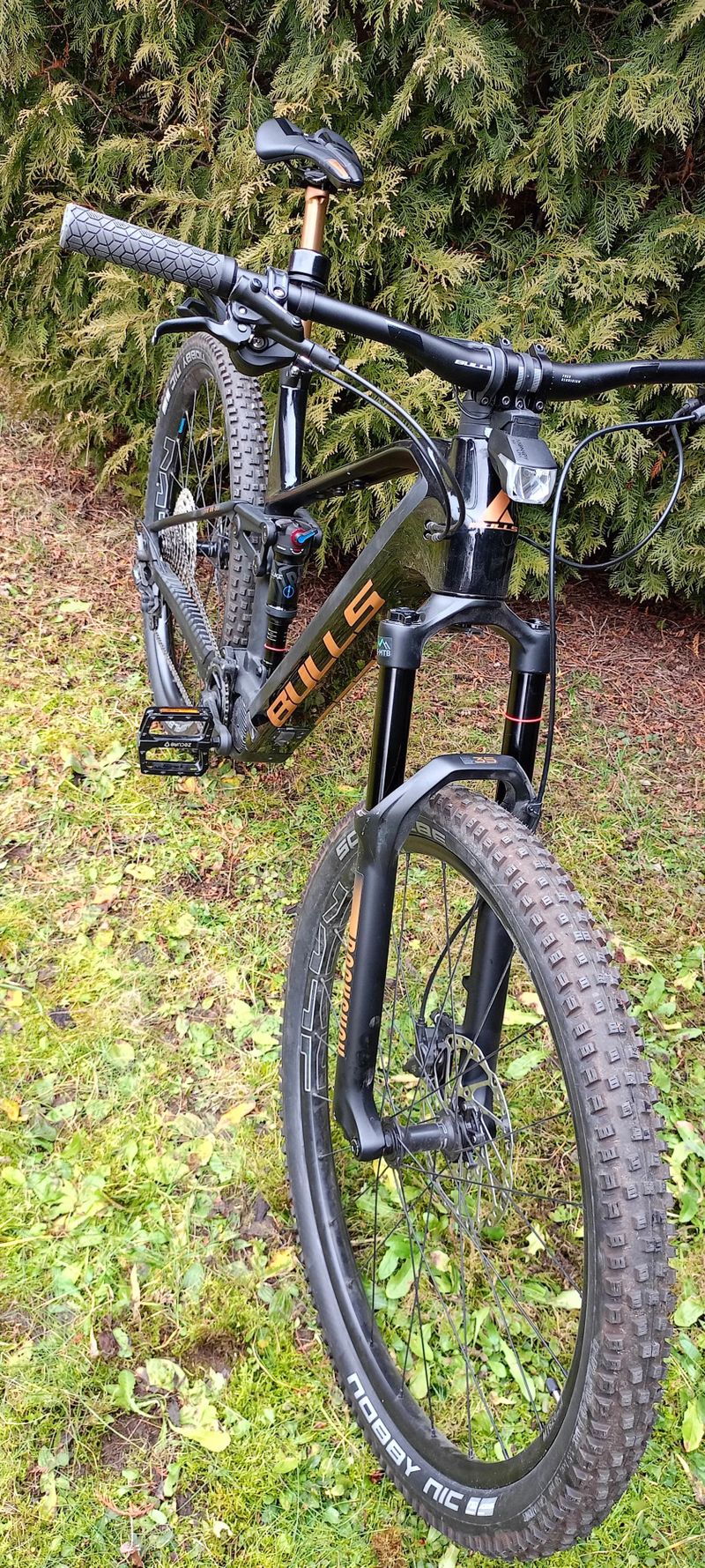 29" elektrokolo BULLS Sonic EVO AM-SL 1 - karbon