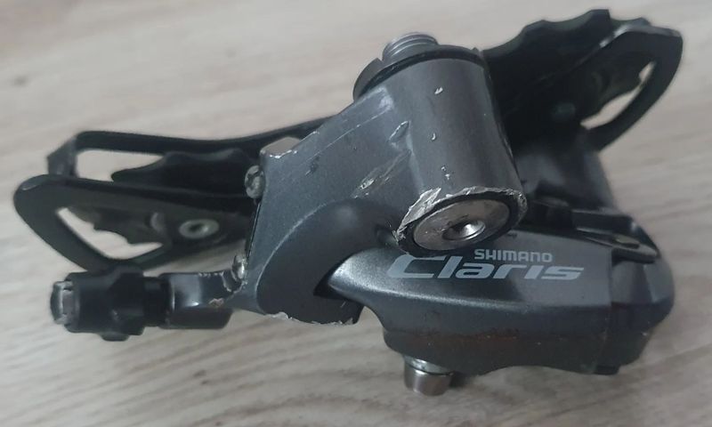 Shimano Claris RD-R2000