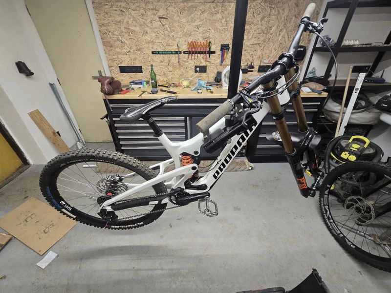 Rám Propain Rage cf