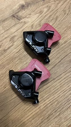 SRAM FORCE – hydraulické třmeny Flat Mount – NOVÉ