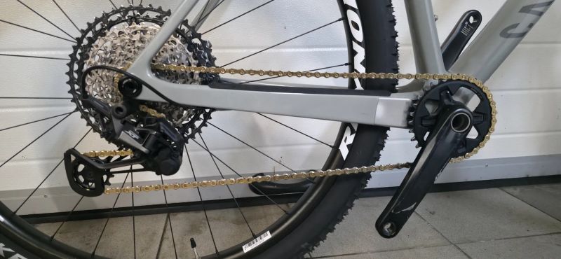 Canyon Exceed CF 7 model 2024