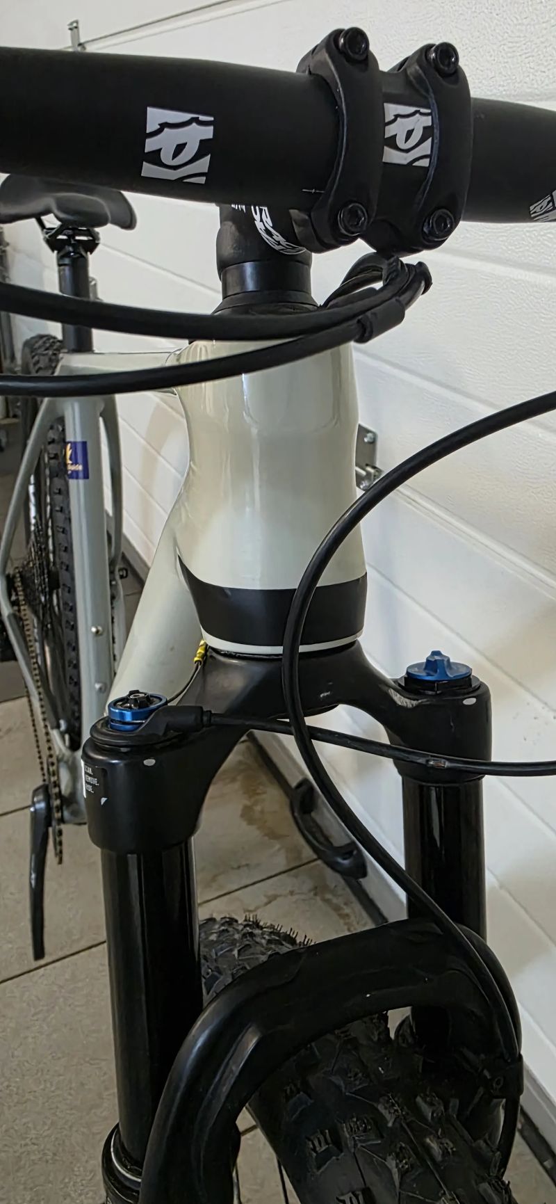 Canyon Exceed CF 7 model 2024