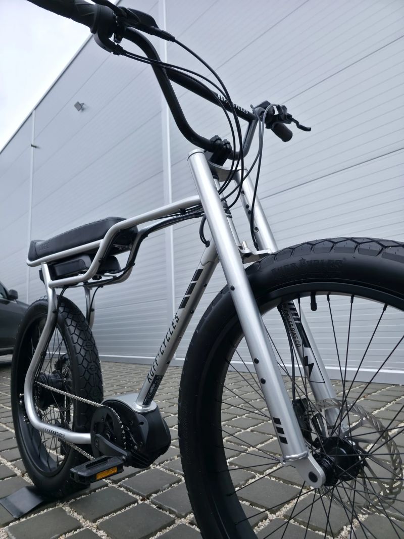 Elektrokolo Ruff Cycles Biggie Bosch Performance CX 2025