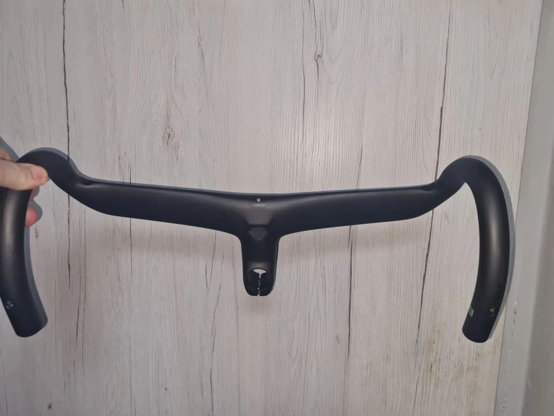 Roval Rapide Cockpit 420 x 90 mm, nový. 