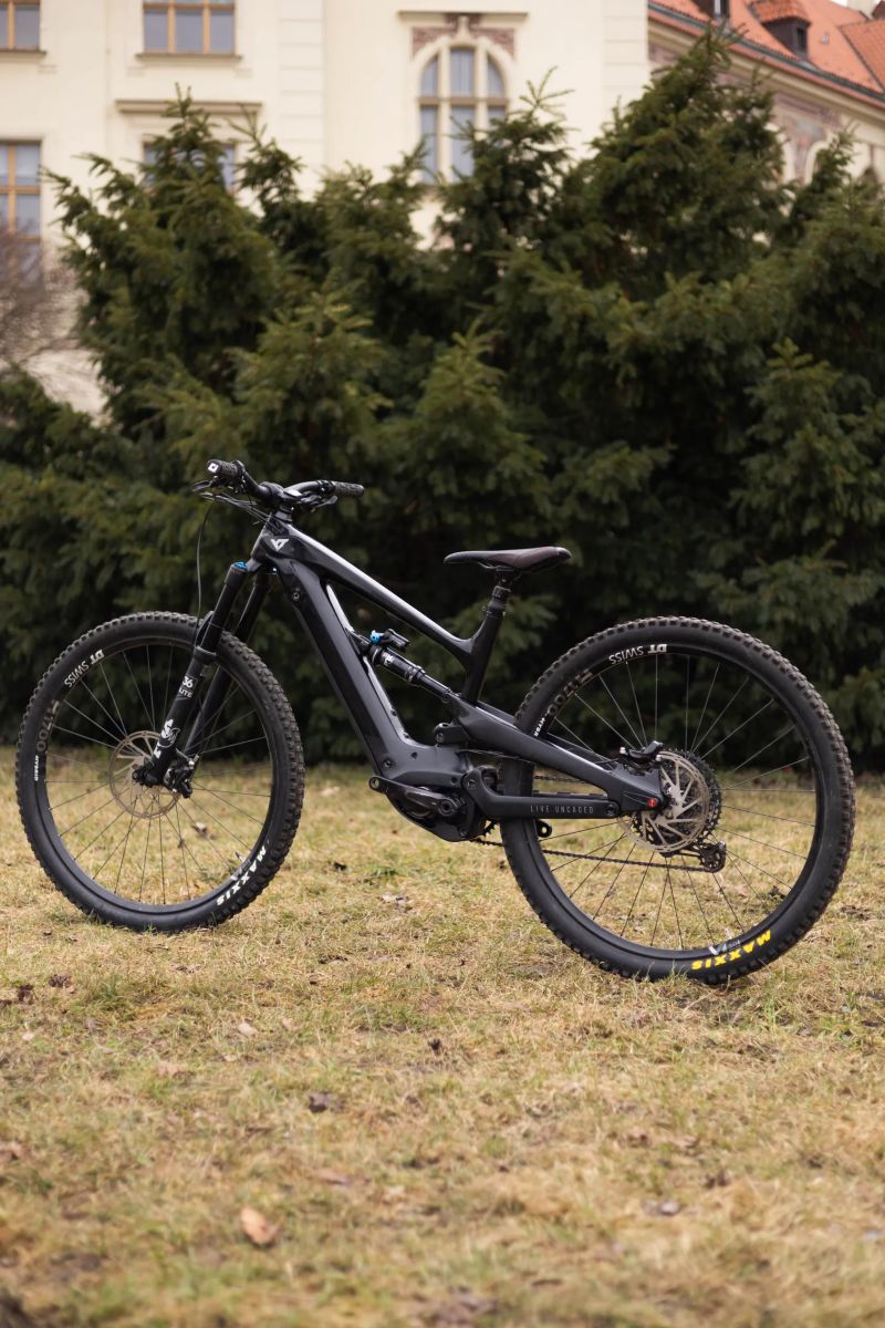 YT Industries Decoy CF Pro 29