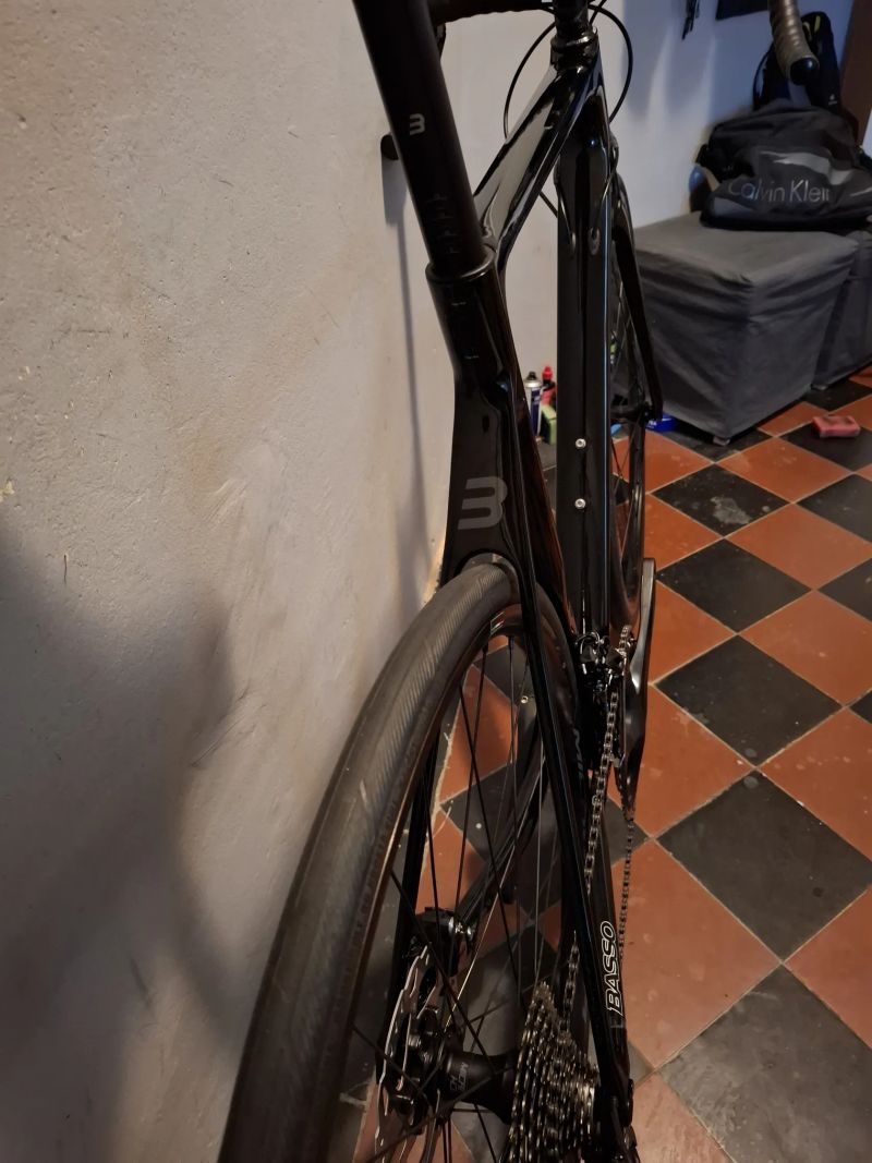 Basso Venta 2024 velikost 56