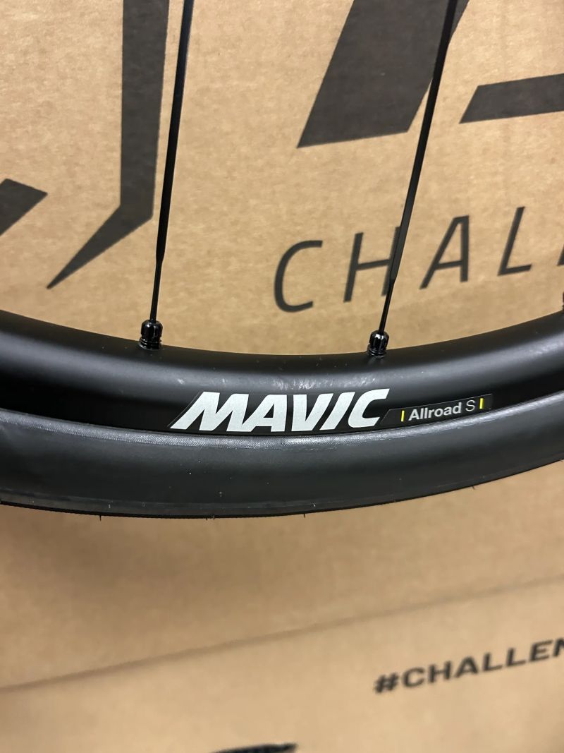 Zapletená kola MAVIC Allroad S Disc- zánovní stav