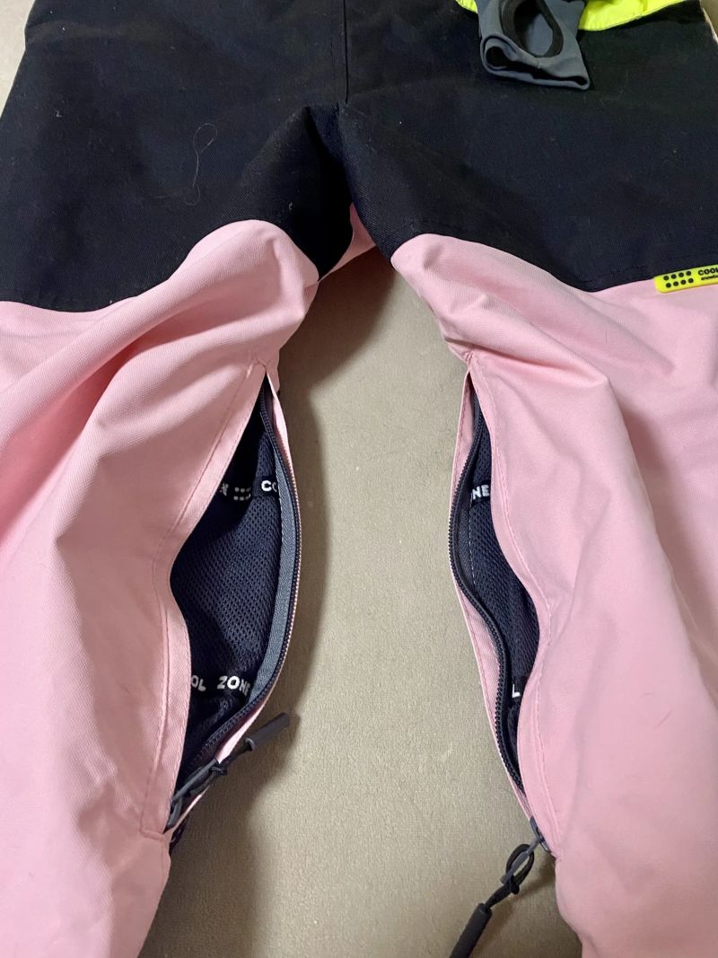 Lyžařská/snowboardová kombinéza pro teenagery a ženy