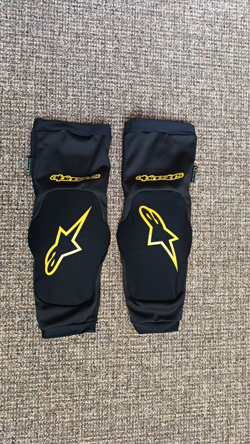 Loketní chrániče Alpinestars PARAGON PLUS, vel. L