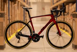 Silniční kolo Pells R8 105 Disc