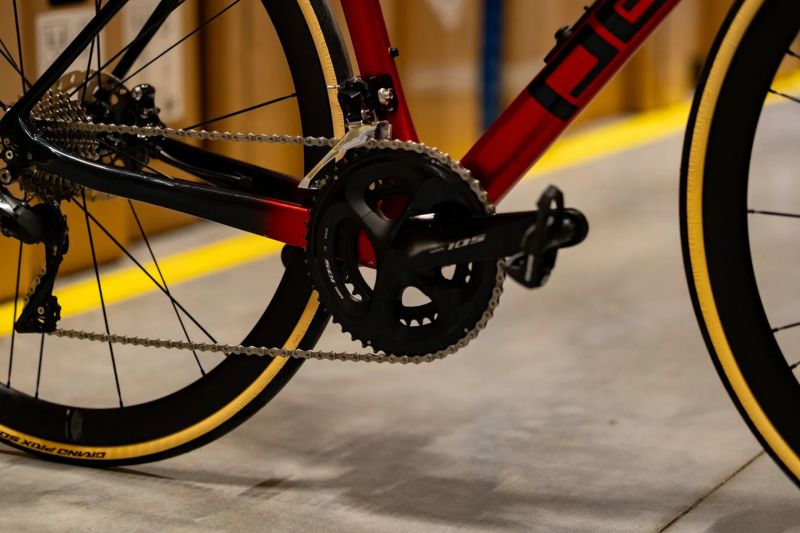 Silniční kolo Pells R8 105 Disc