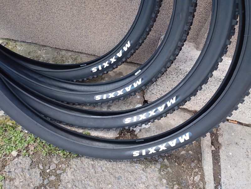 Maxxis Forekaster MTB pláště 29´