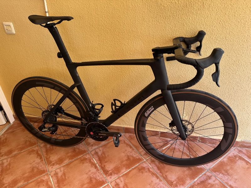 Van Rysel RCR Pro Force AXS Quarq