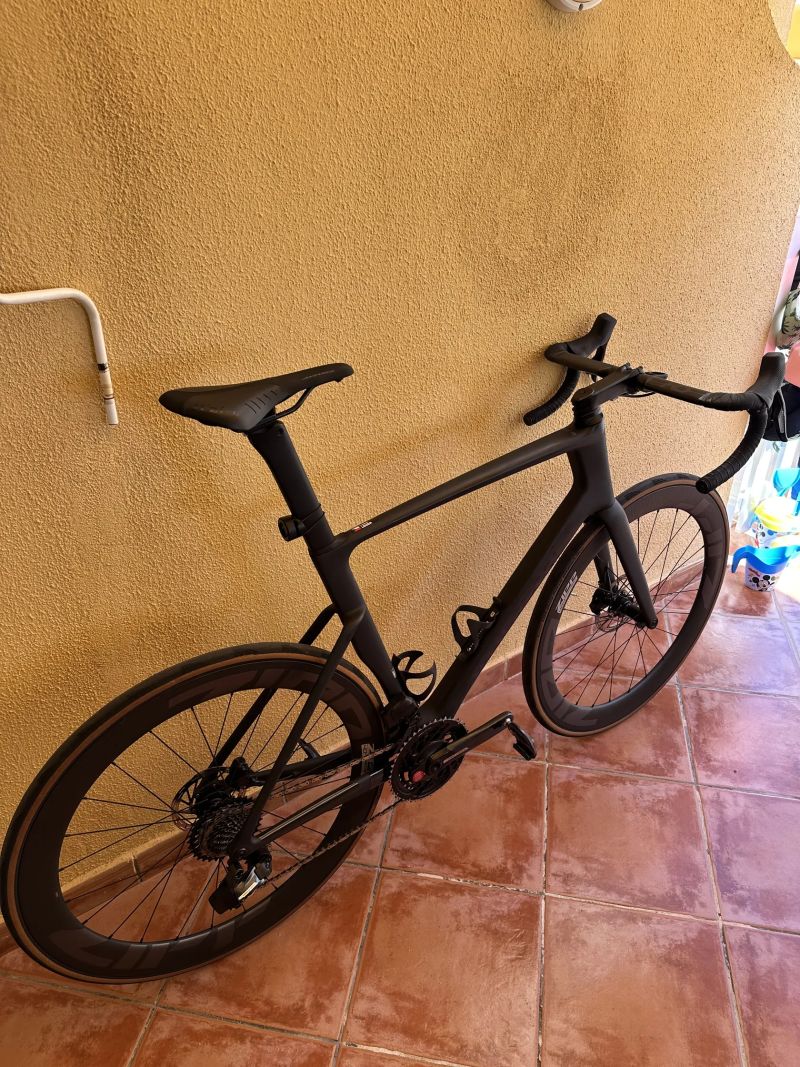 Van Rysel RCR Pro Force AXS Quarq