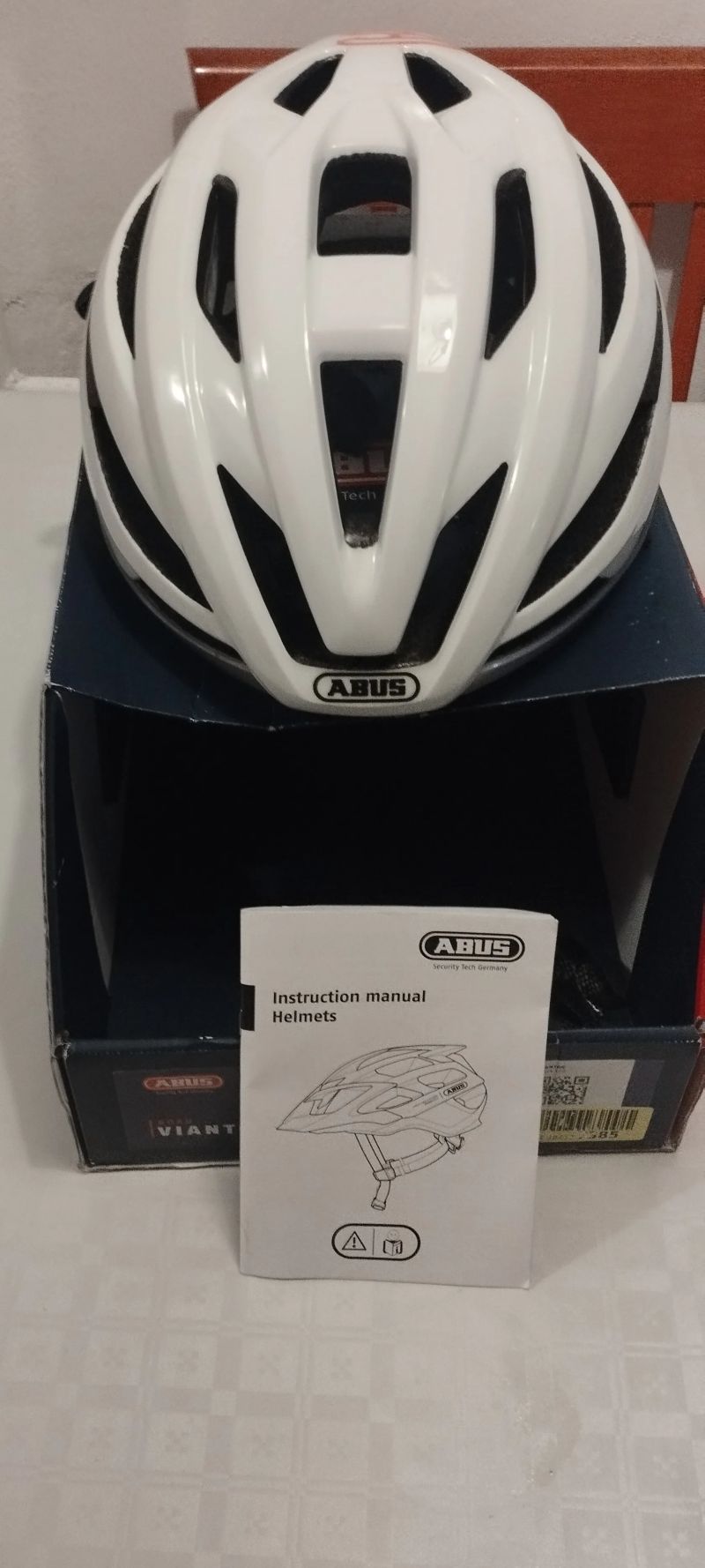 Abus stormchaser polar white