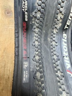 Gravel plášť - Vittoria Terreno Zero Graphene 2.0 700x32c, kevlar, černá