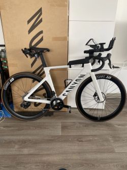 Canyon Aeroad CF SLX 7 AXS