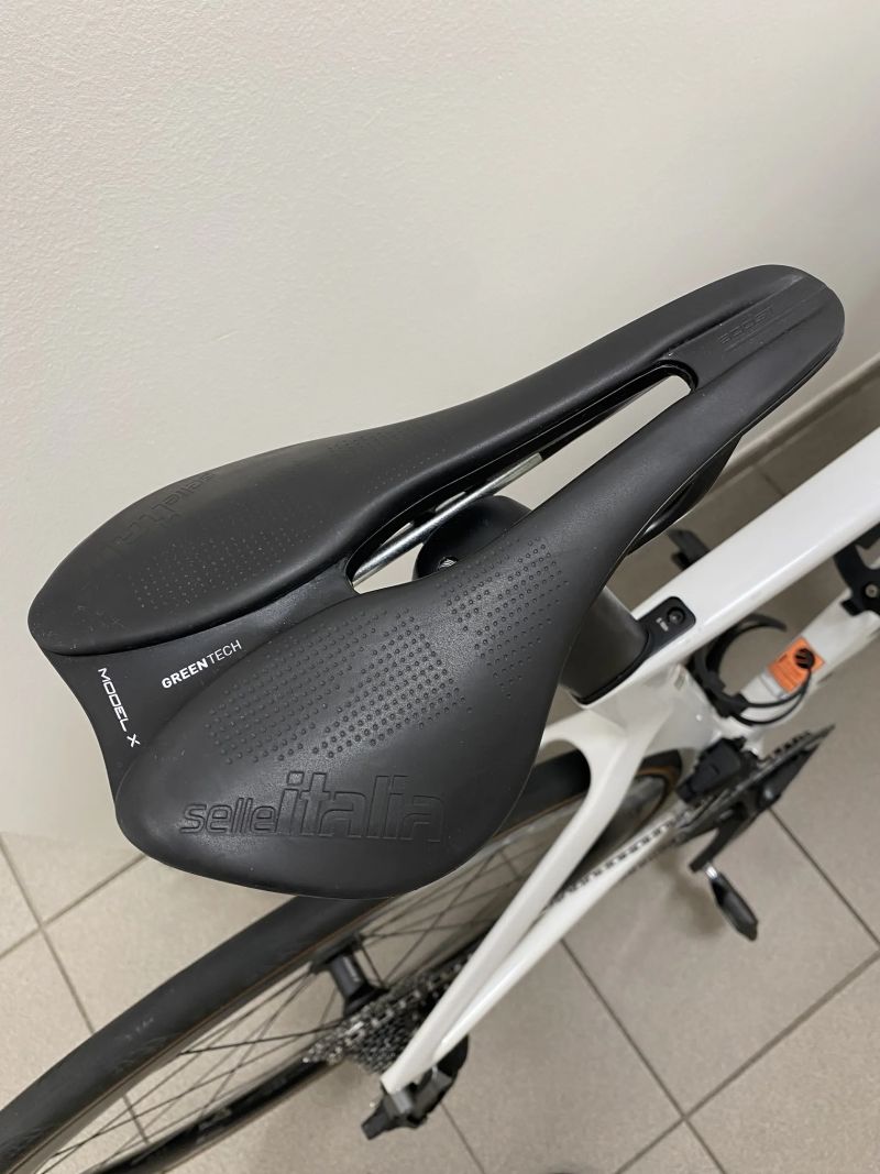 Canyon Aeroad CF SLX 7 AXS