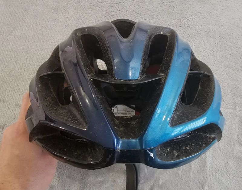 helma Kask Protone vel. M limitová edice