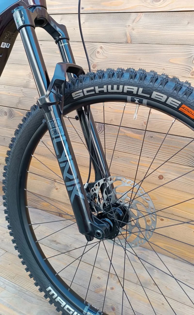 Bosch Haibike Allmtn CF9 nový velkost XL Carbon