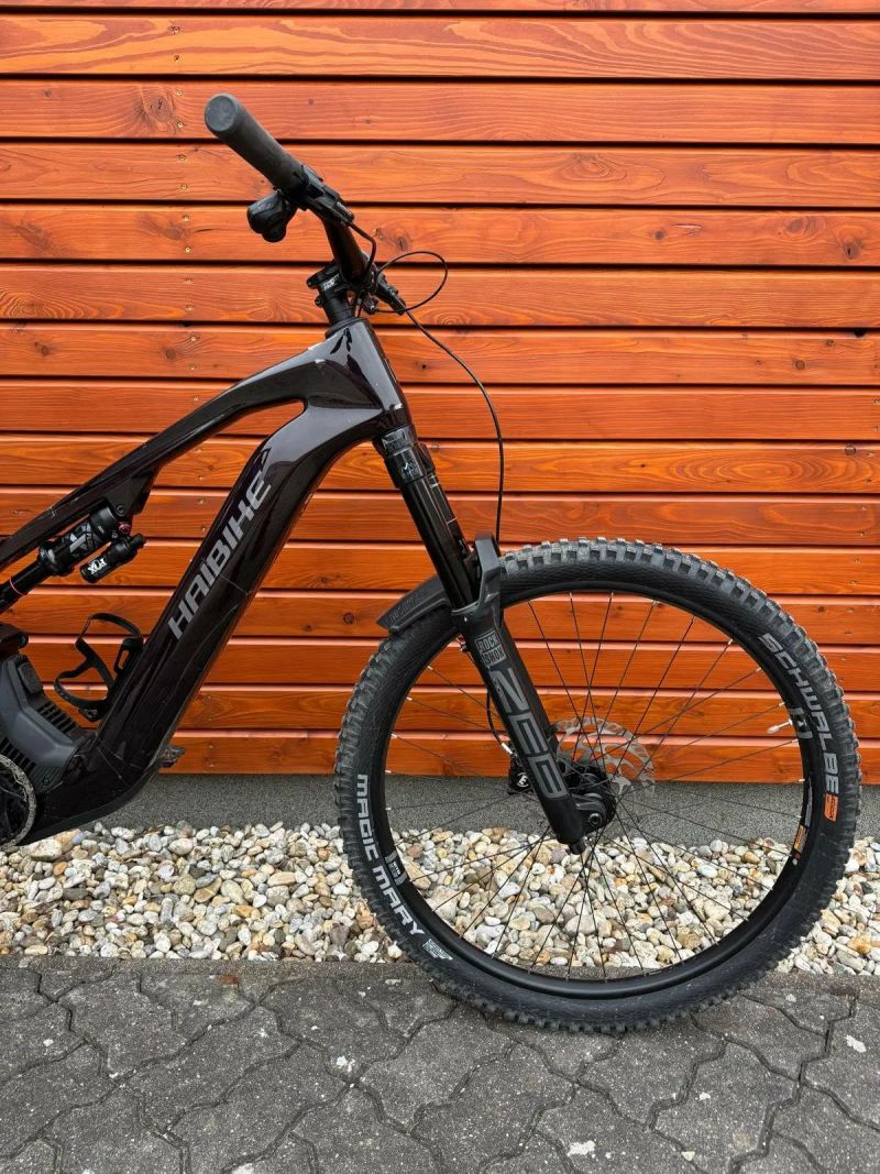 Bosch Haibike Allmtn CF9 nový velkost XL Carbon